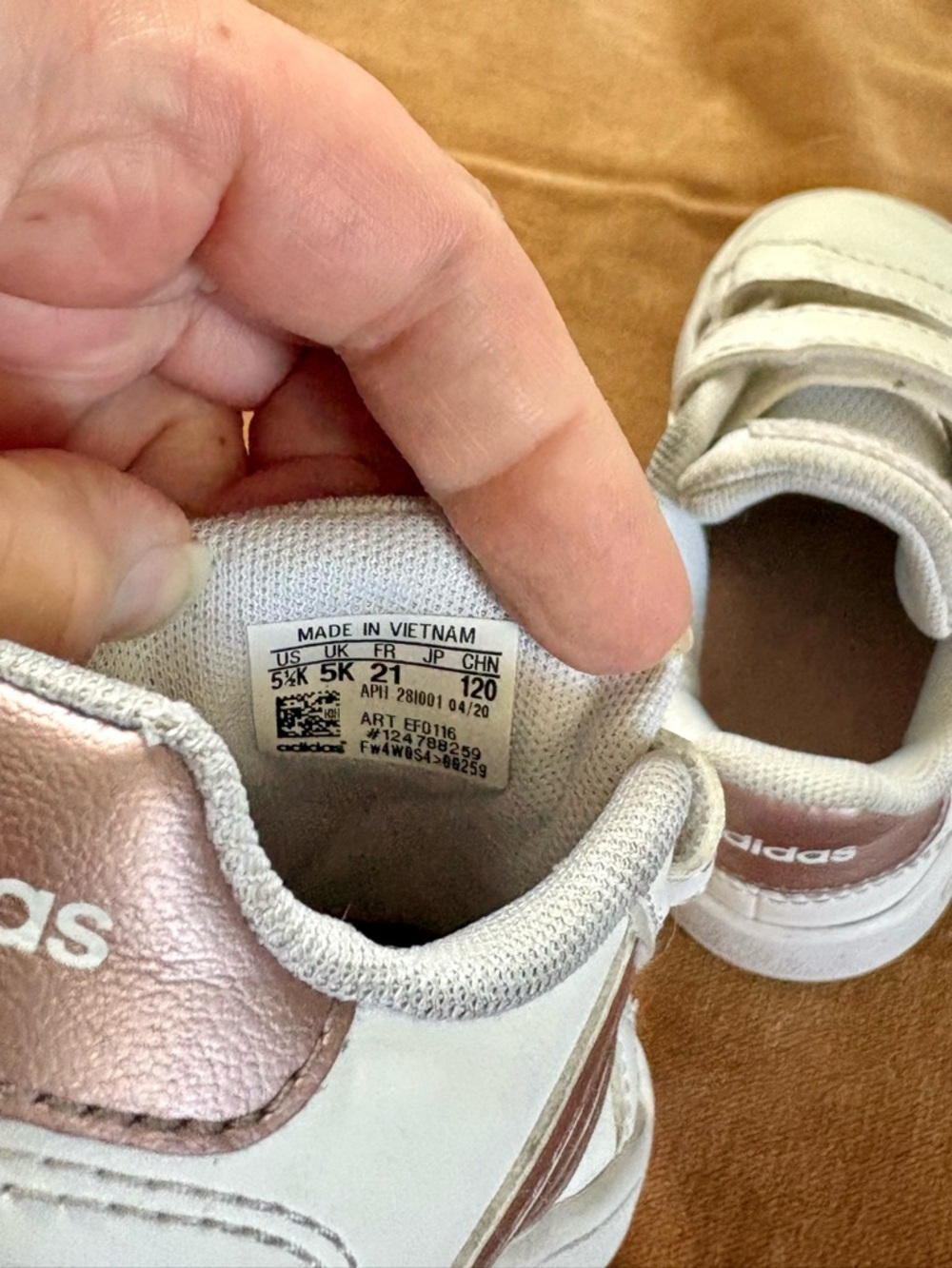 Toddler Adidas Grand Court Sneakers size 5.5 - Rose Gold - Picture 6 of 6